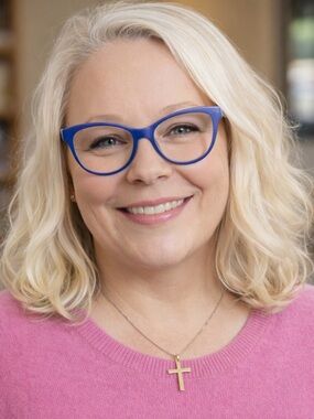 Meet your Posher, Daphne